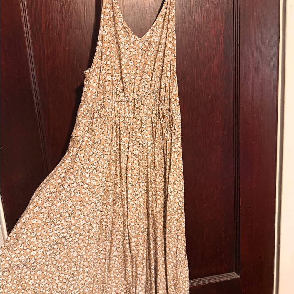 Floral V-Neck Sleeveless Maxi Dress - Tan